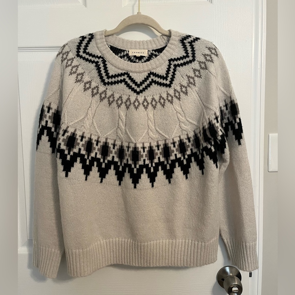 Fair Isle Cable Crewneck Sweater - Cream/Black
